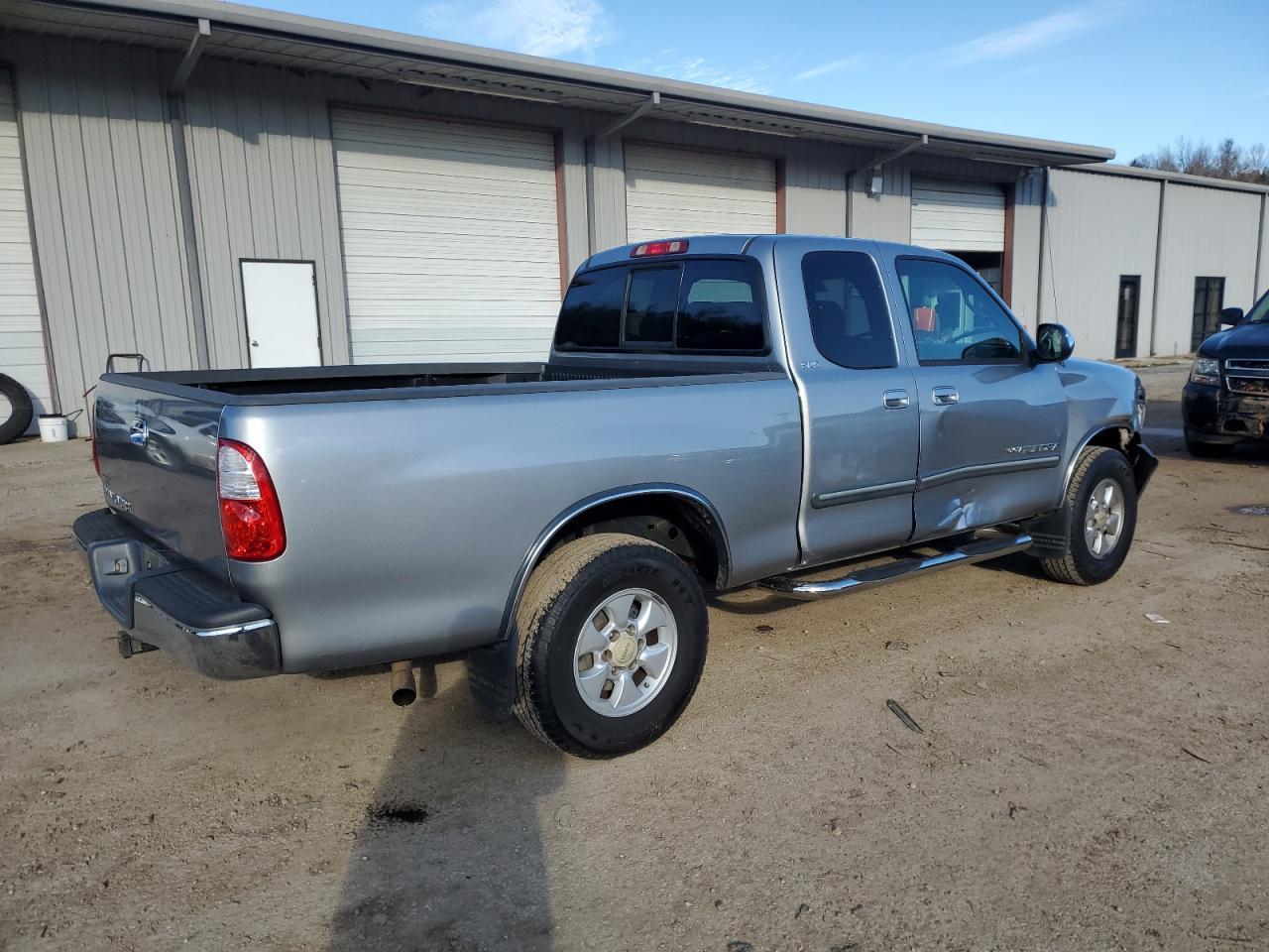 2005 TOYOTA TUNDRA