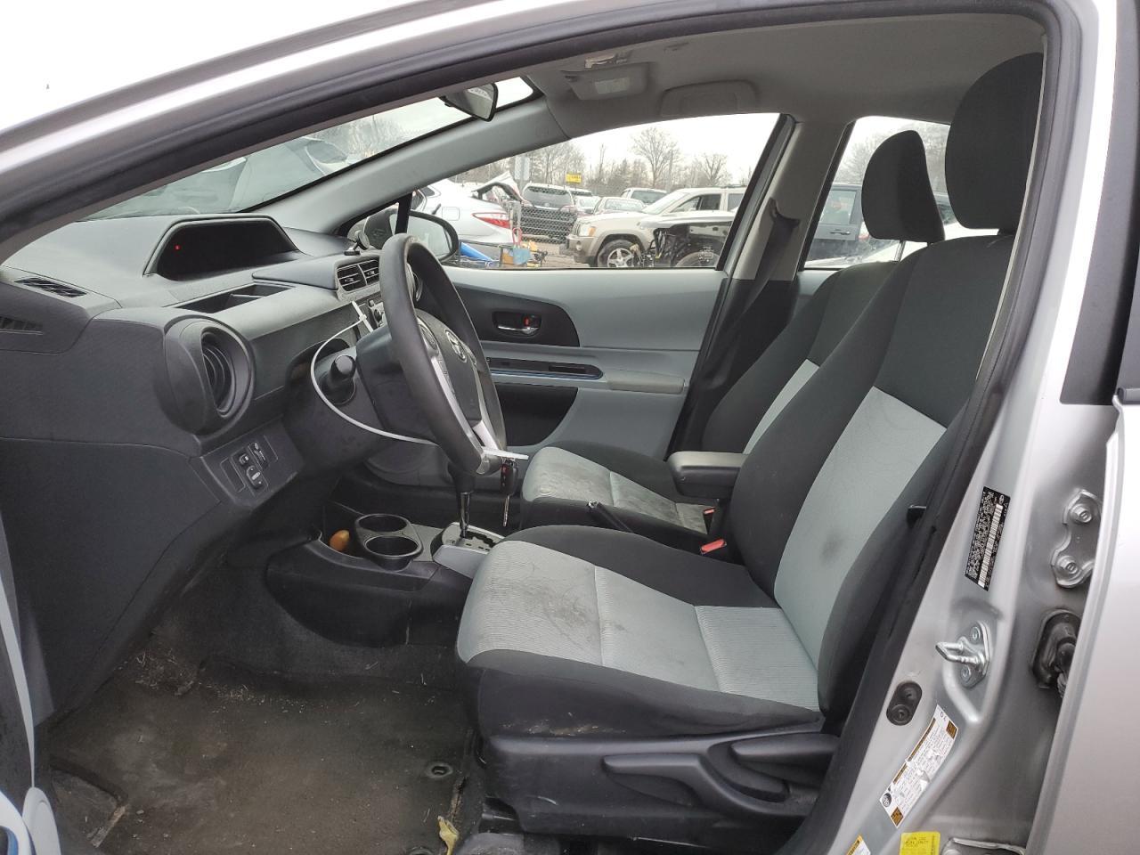 2013 TOYOTA PRIUS