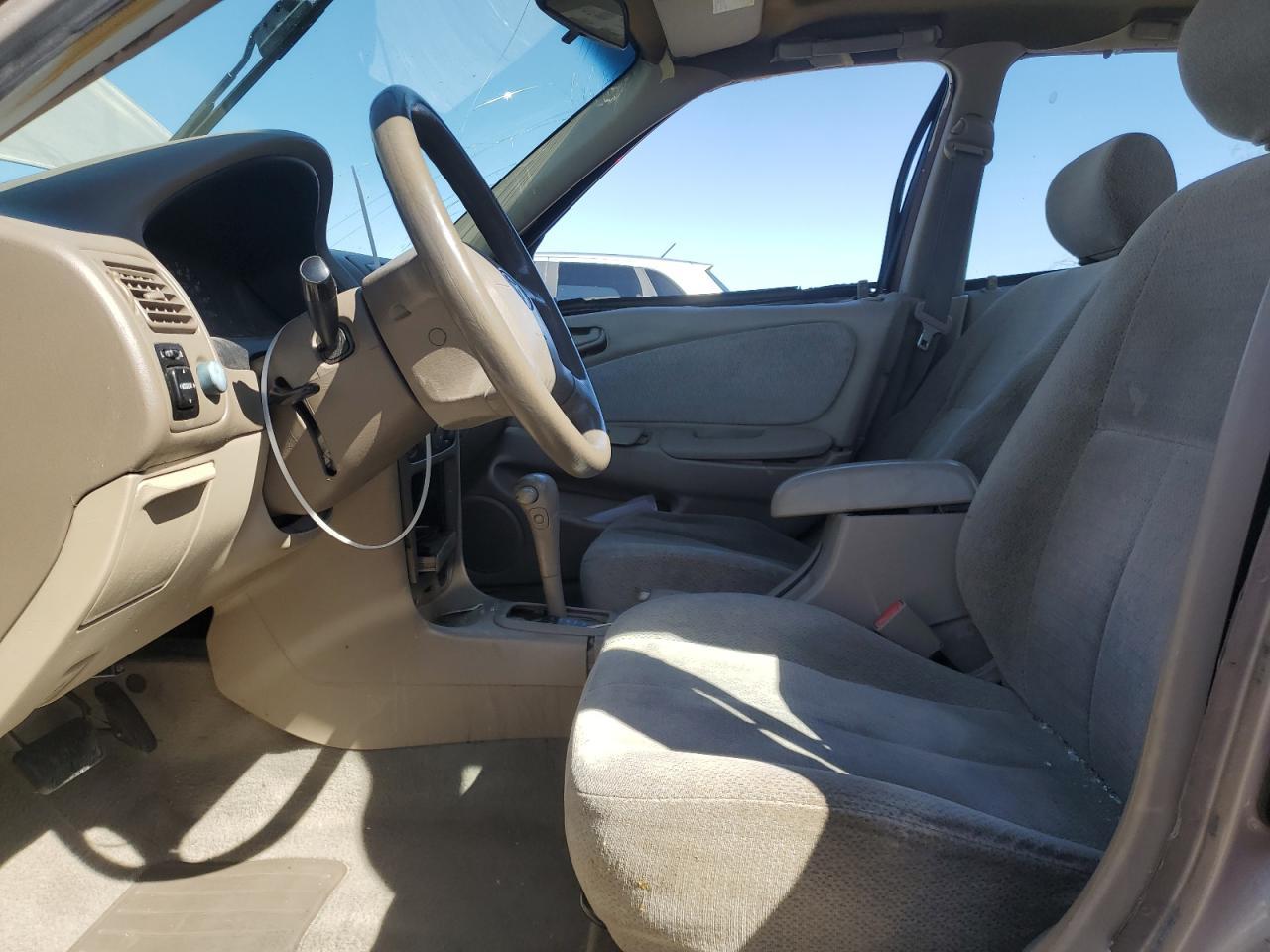 2001 TOYOTA COROLLA