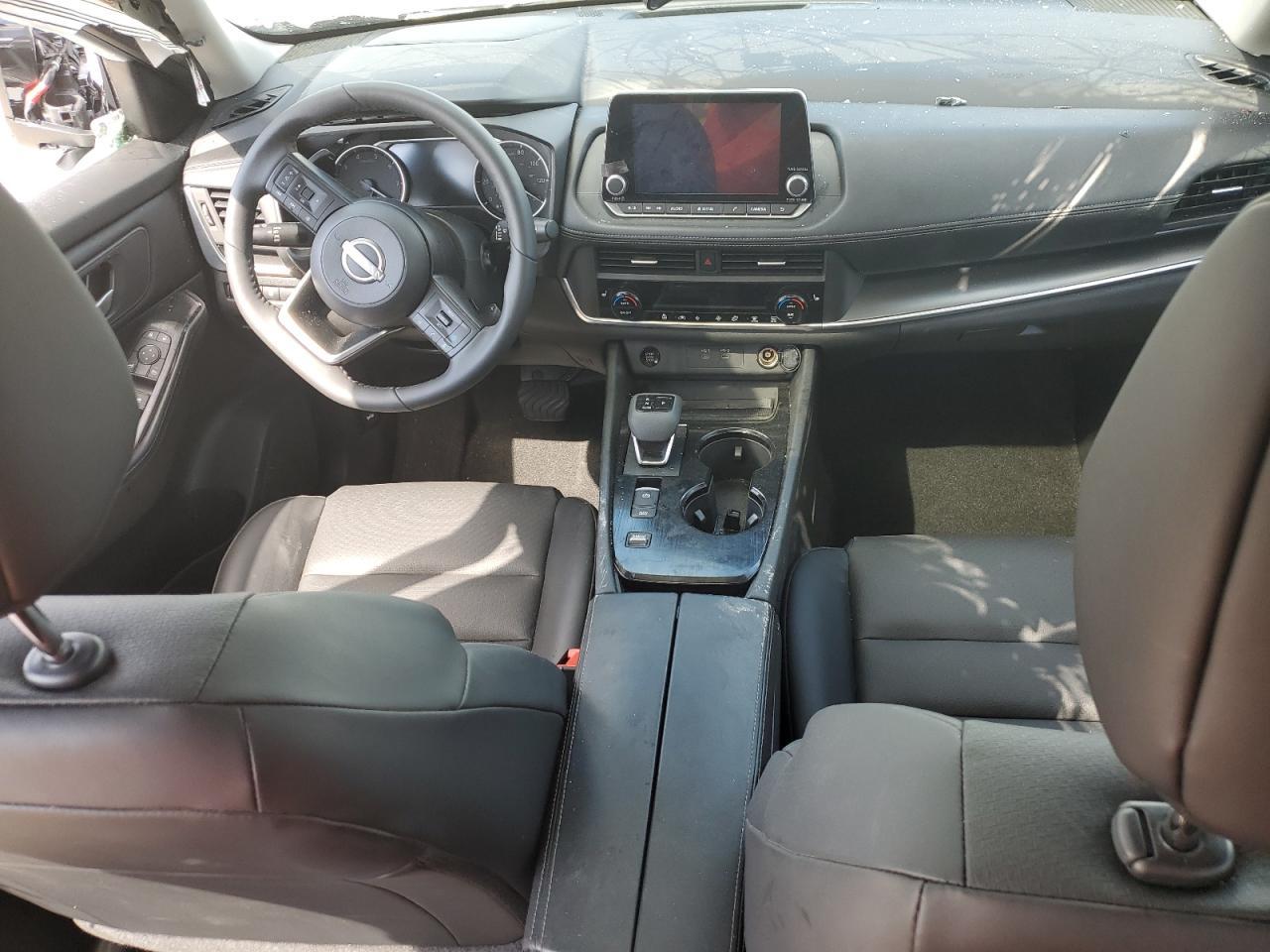 2024 NISSAN ROGUE
