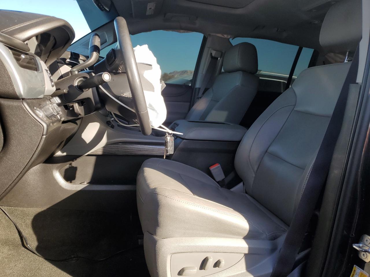 2017 CHEVROLET Suburban