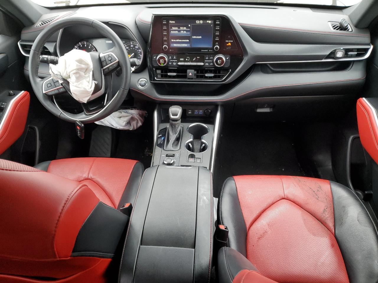 2022 TOYOTA HIGHLANDER