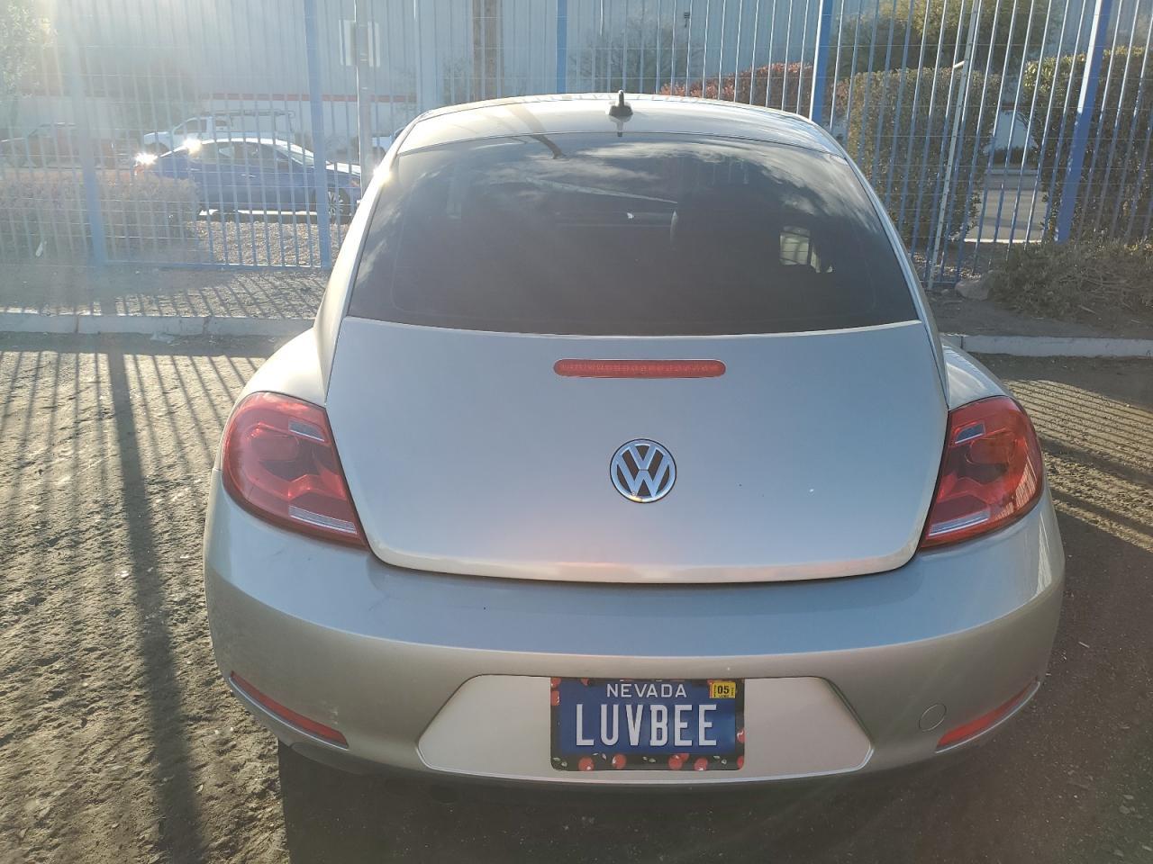 2014 VOLKSWAGEN Beetle