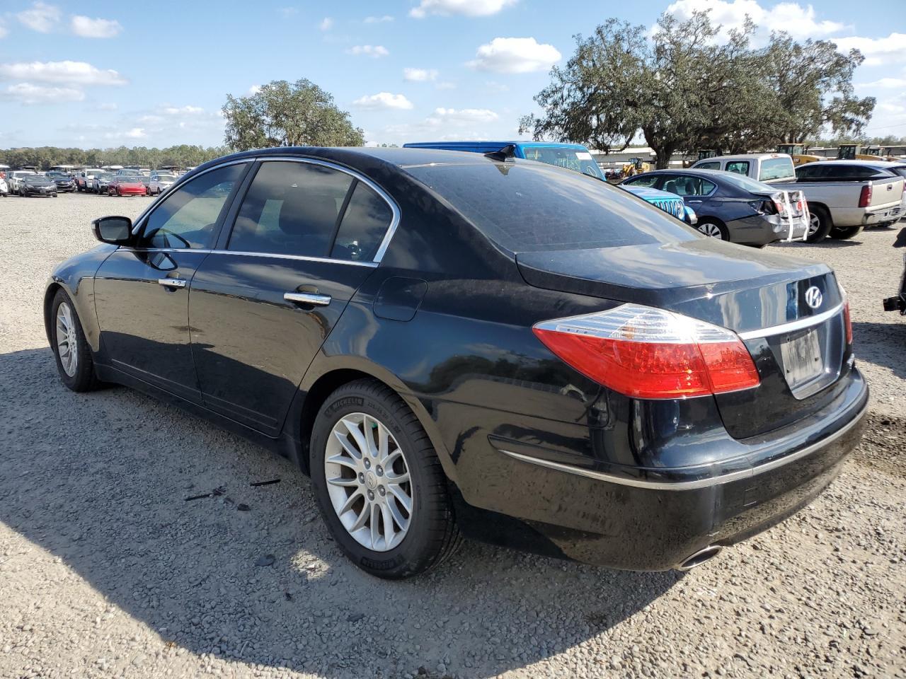 2009 HYUNDAI GENESIS