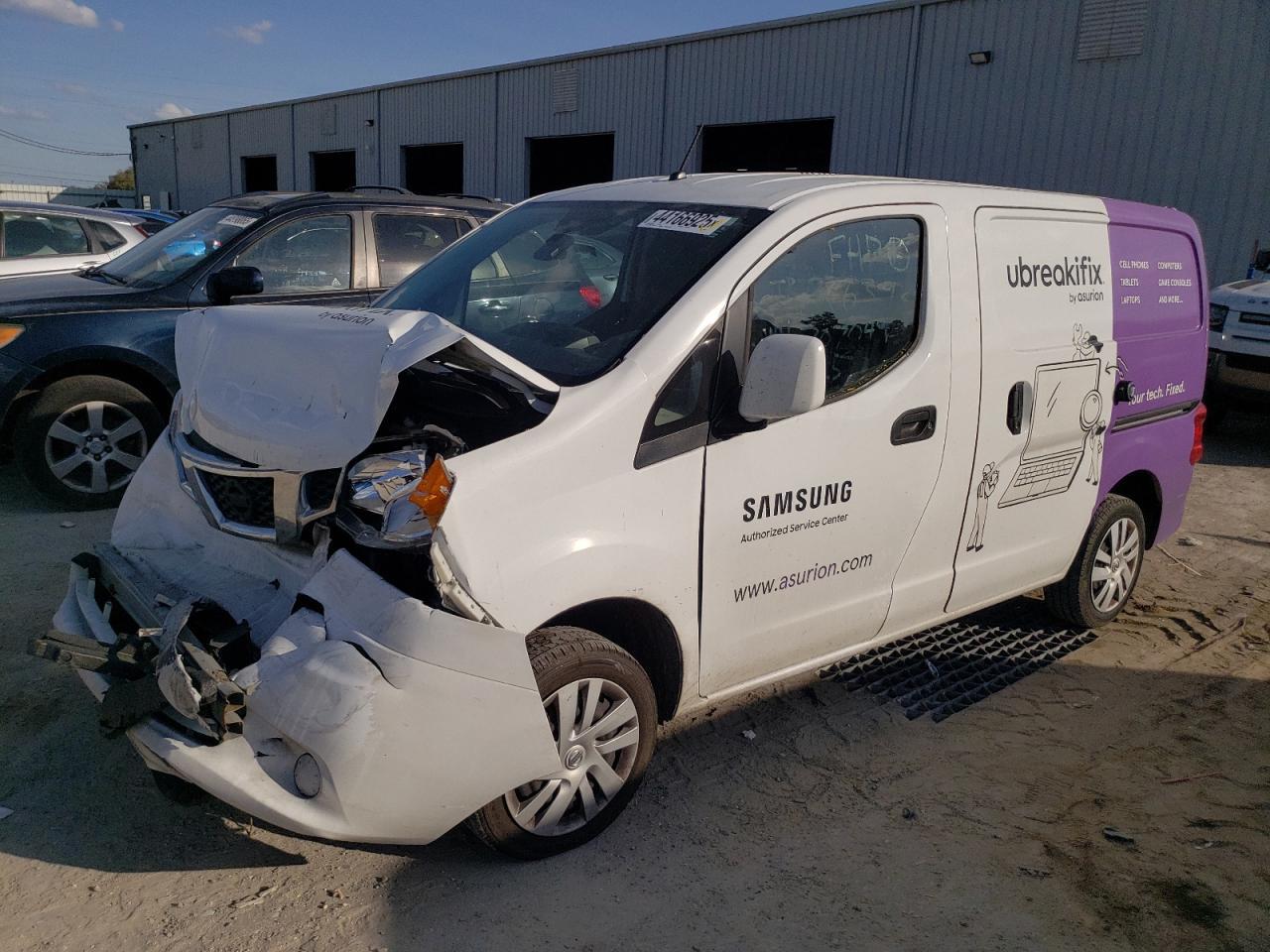 2019 NISSAN Nv
