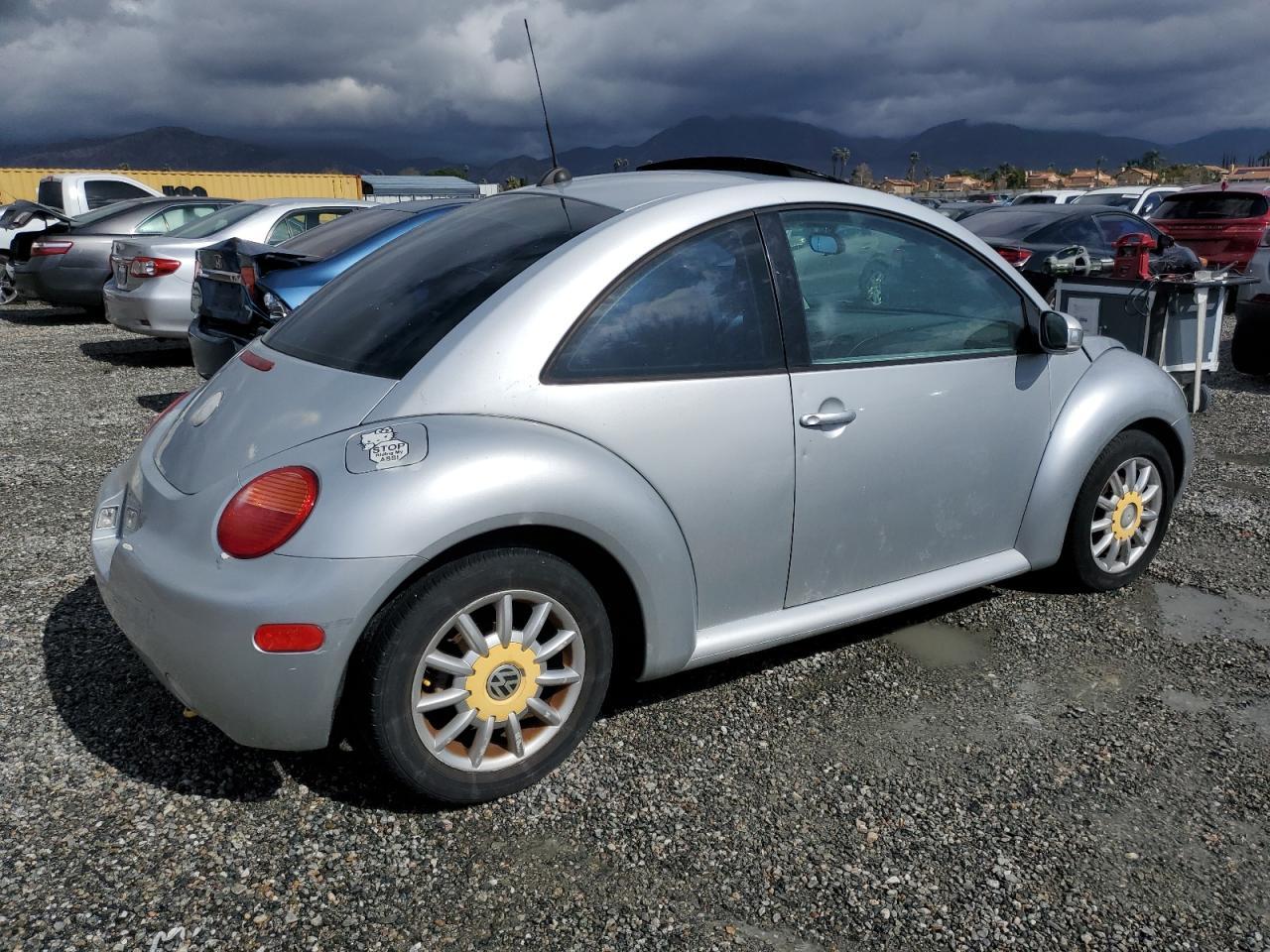 2005 VOLKSWAGEN Beetle