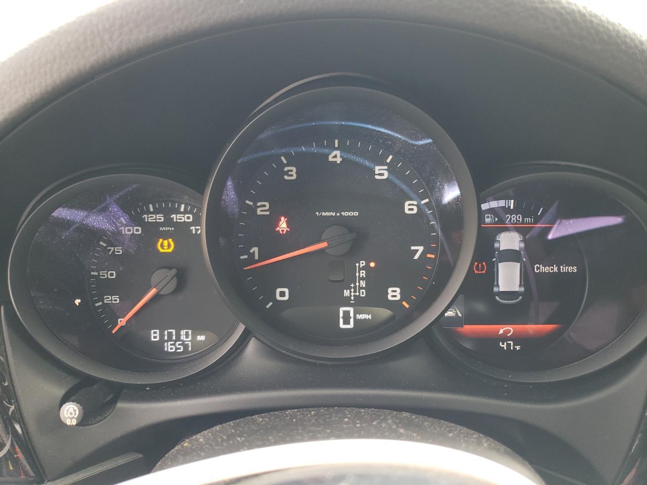 2018 PORSCHE Macan