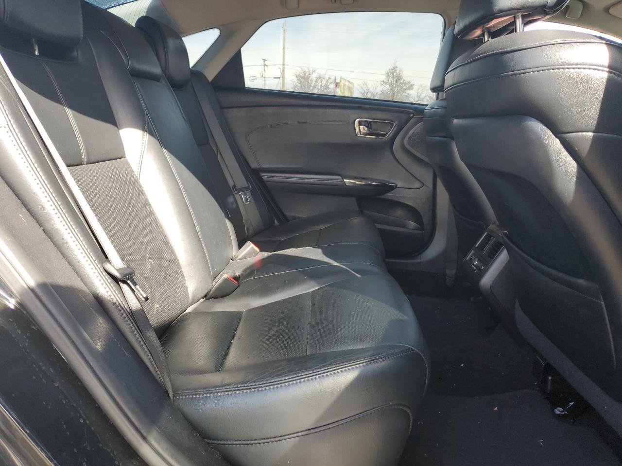 2014 TOYOTA Avalon