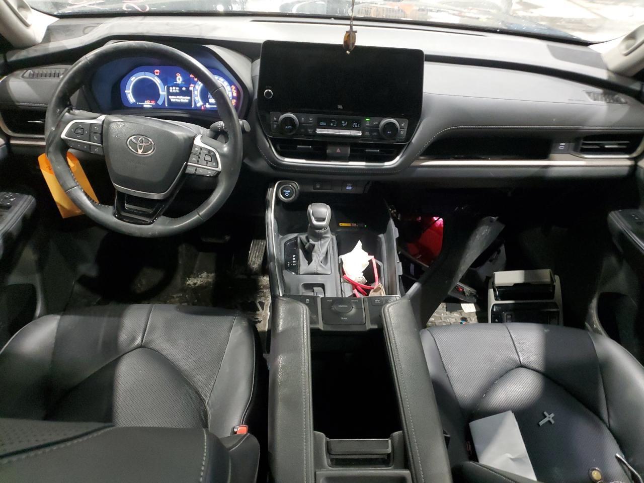 2024 TOYOTA HIGHLANDER