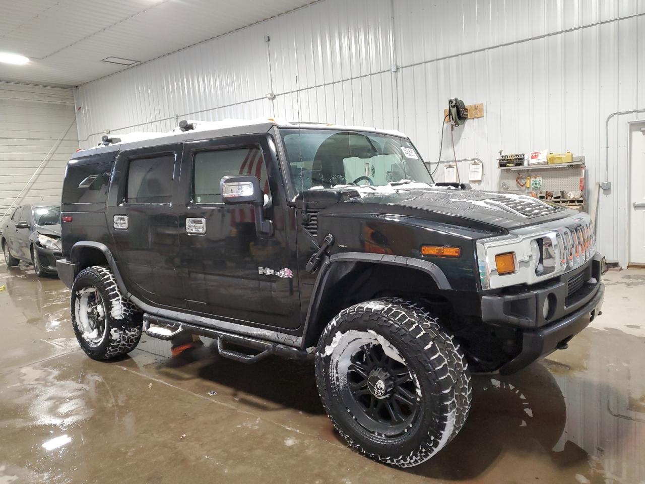 2005 HUMMER H2