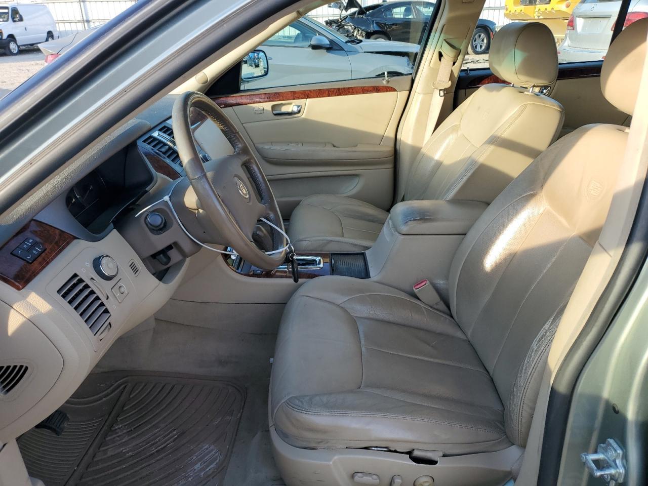 2006 CADILLAC DTS