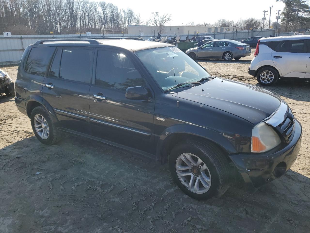 2004 SUZUKI Xl-7