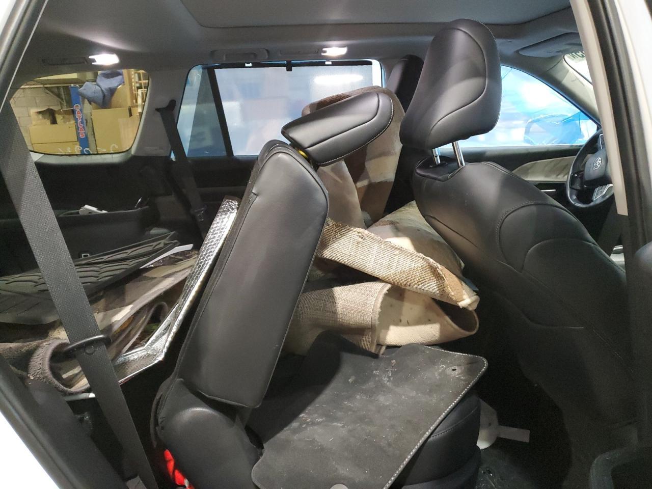 2024 TOYOTA HIGHLANDER