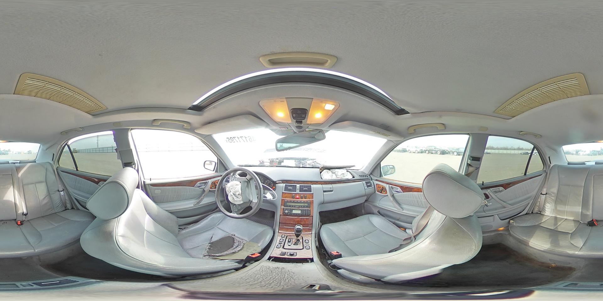 2001 MERCEDES-BENZ E-Class
