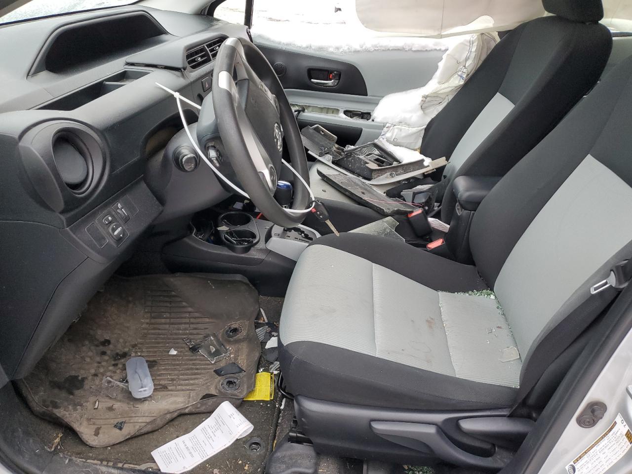 2013 TOYOTA PRIUS