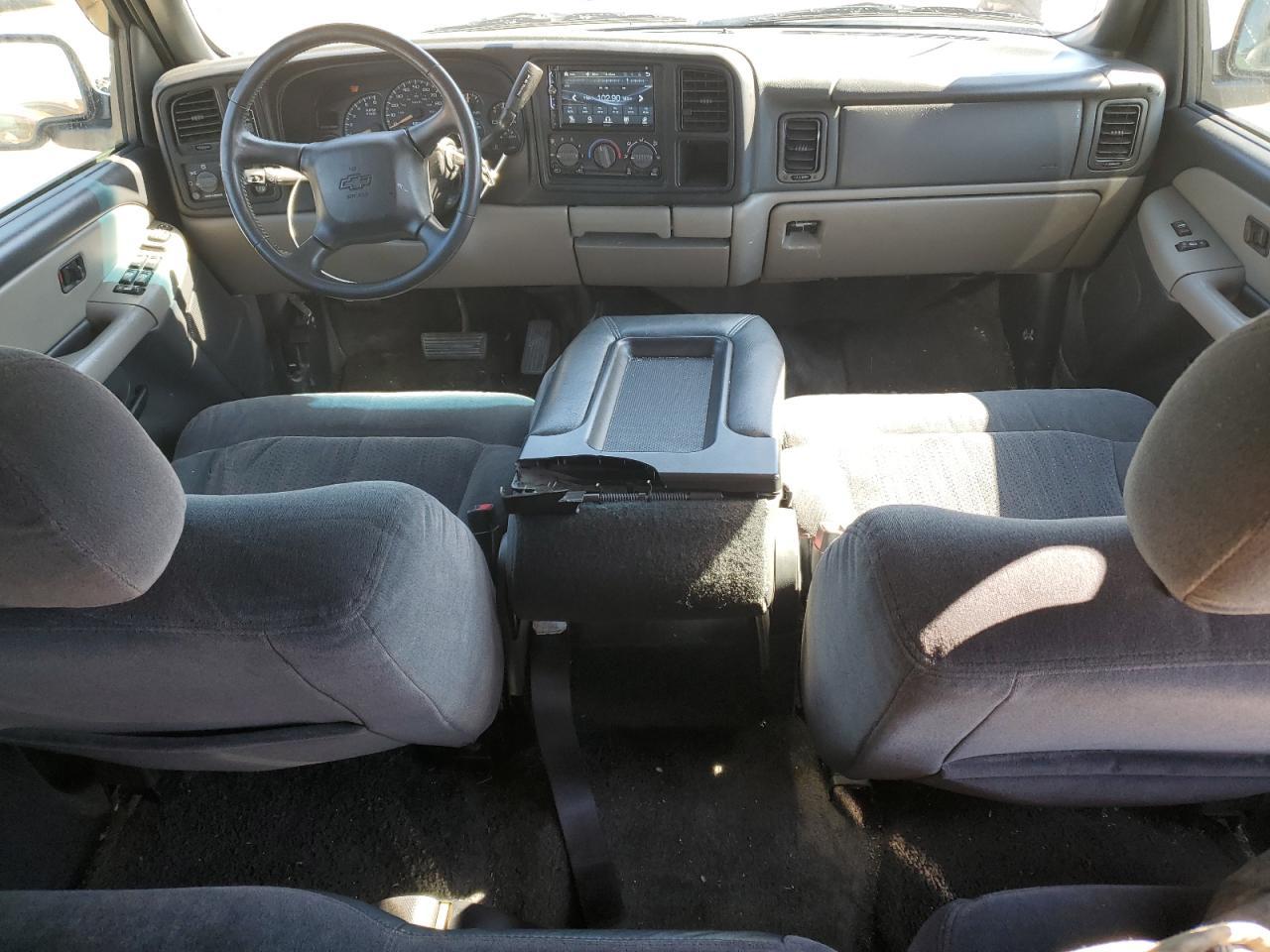 2002 CHEVROLET Tahoe