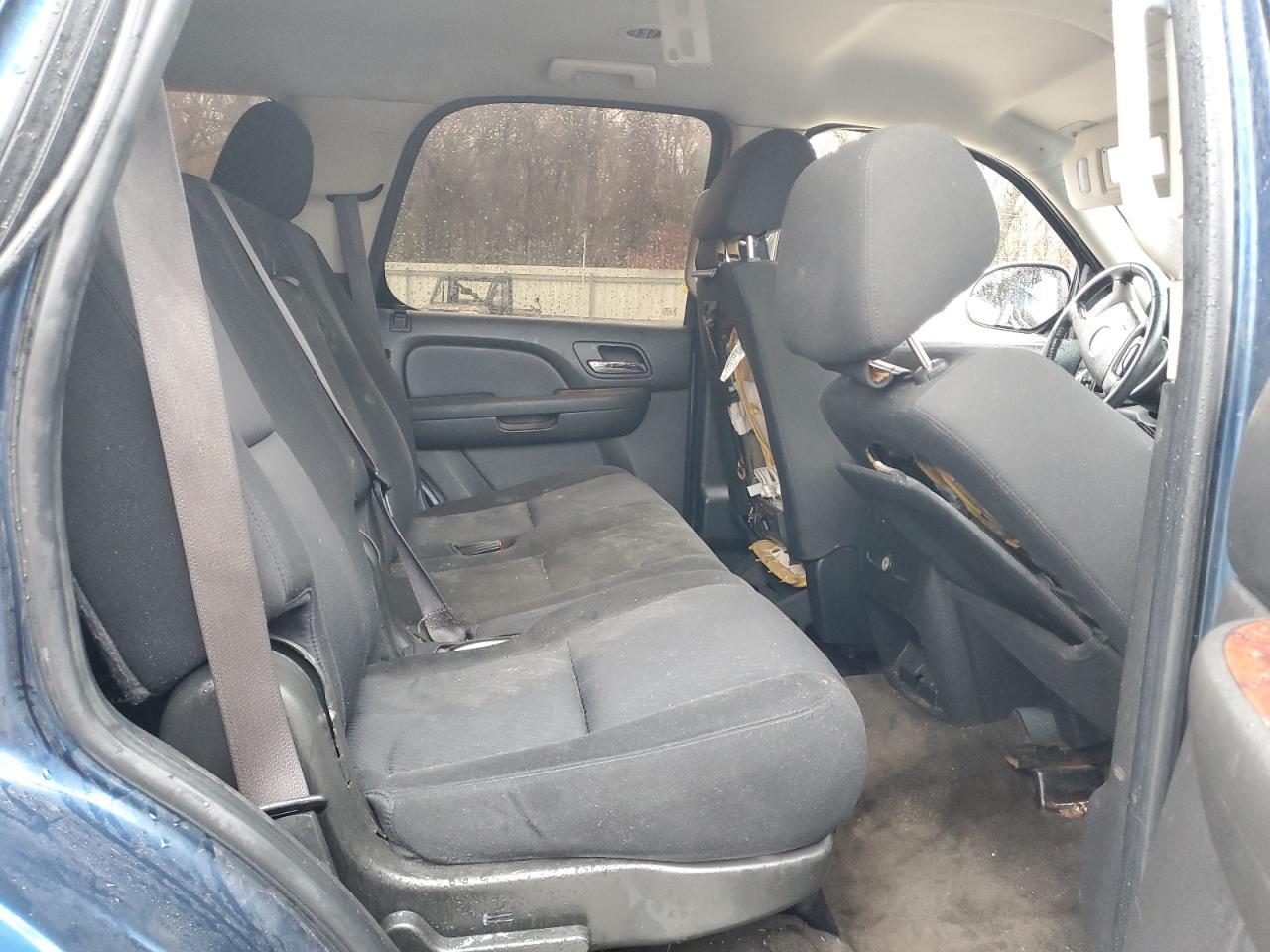 2011 CHEVROLET Tahoe