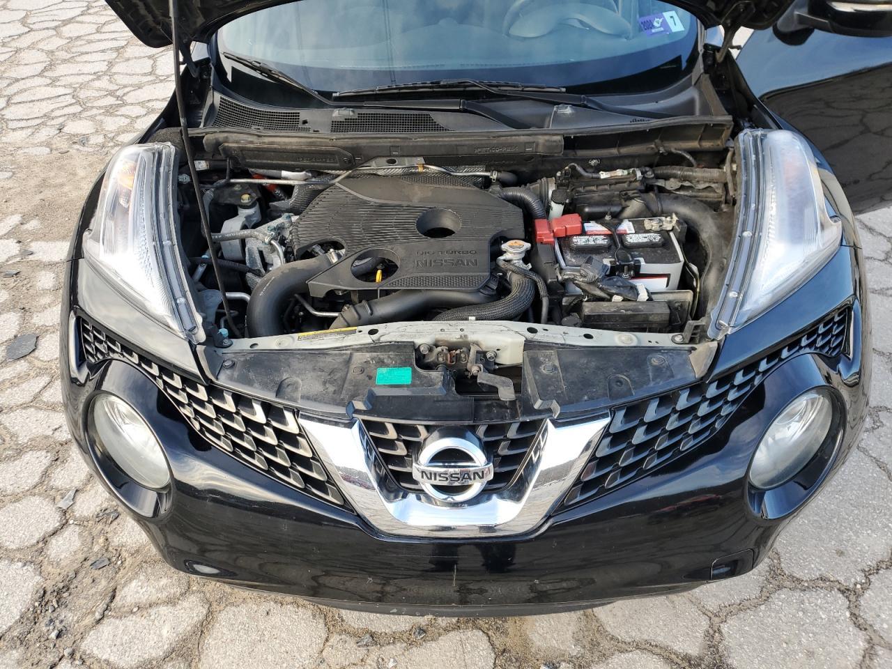 2015 NISSAN Juke