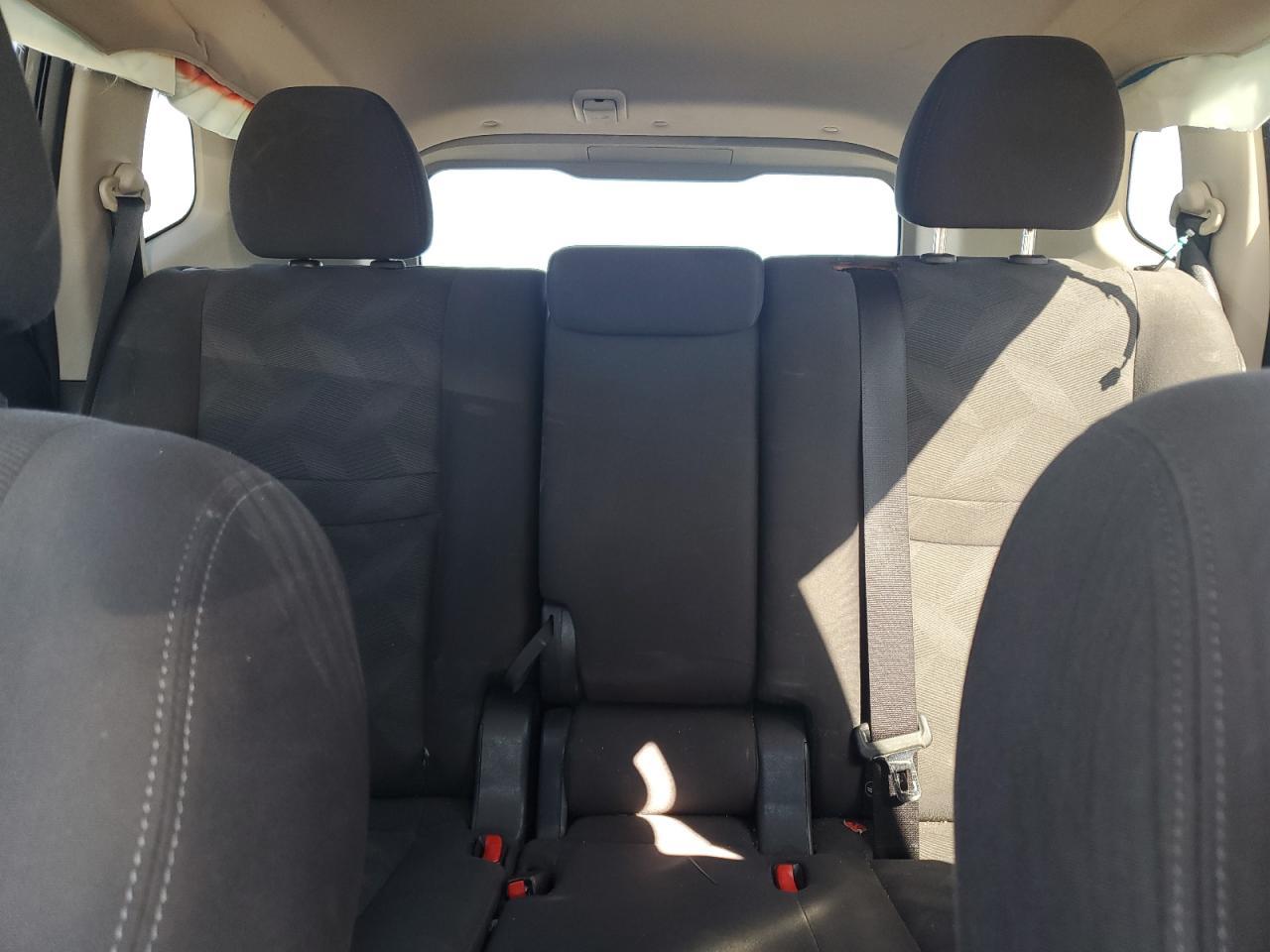 2016 NISSAN ROGUE