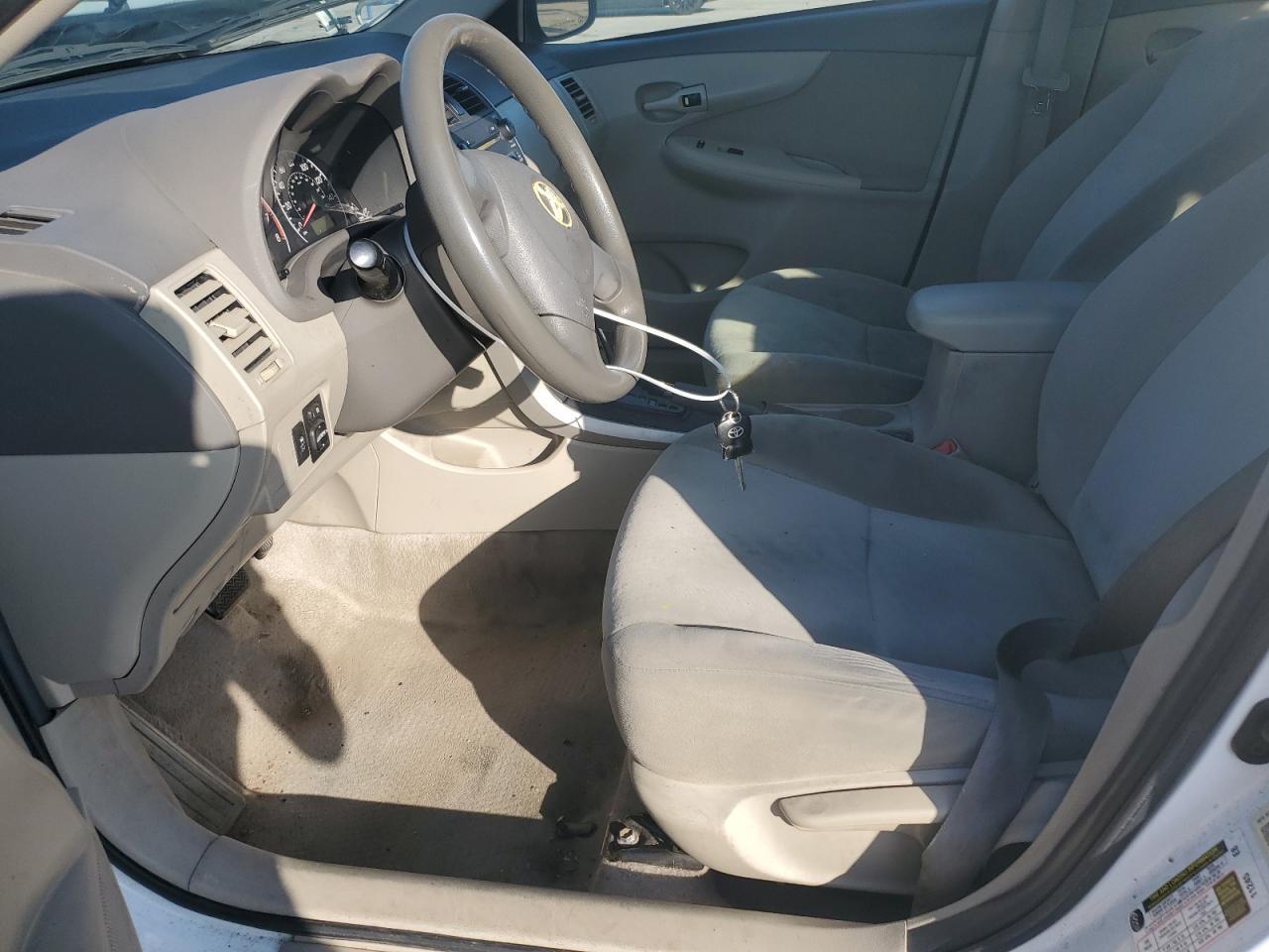 2009 TOYOTA COROLLA