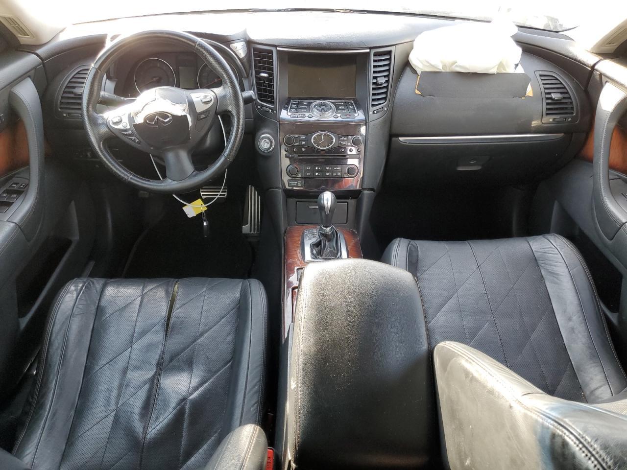 2010 INFINITI FX35