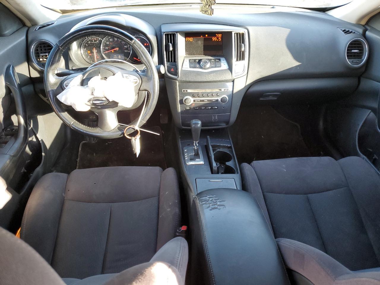 2012 NISSAN Maxima