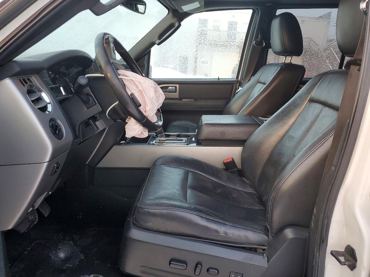 2013 FORD Expedition