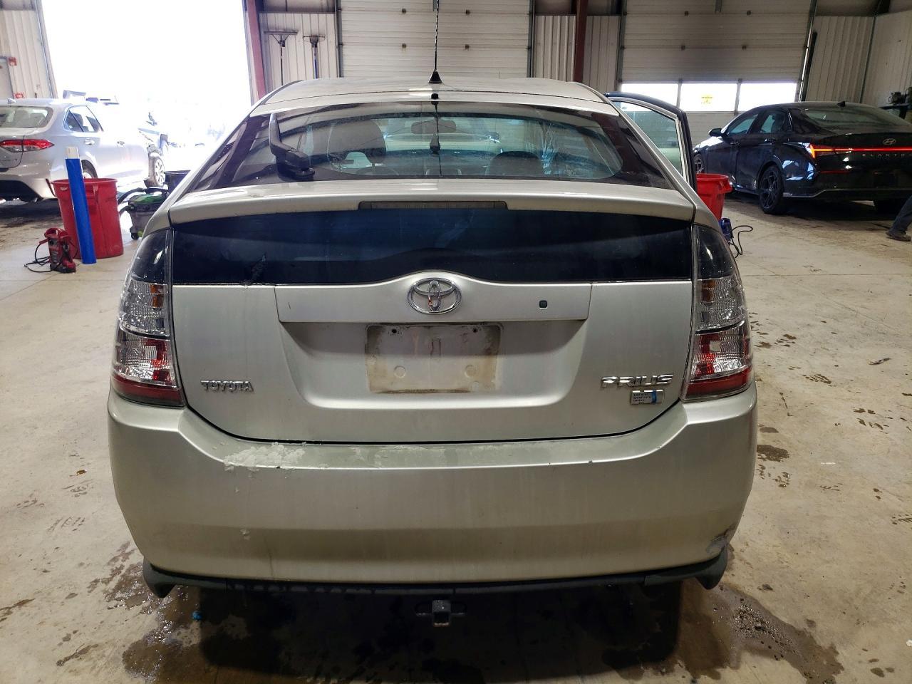 2005 TOYOTA PRIUS
