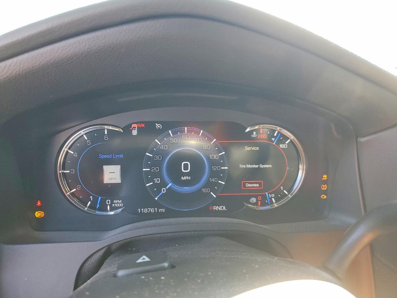 2017 CADILLAC Escalade ESV