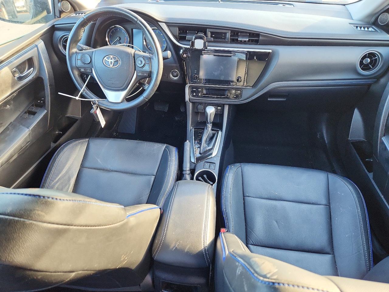 2019 TOYOTA COROLLA