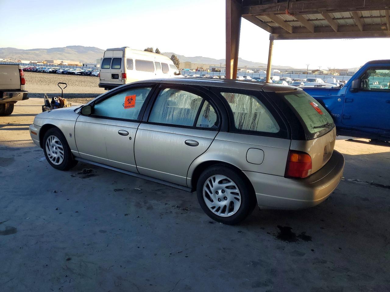1999 SATURN Sw2