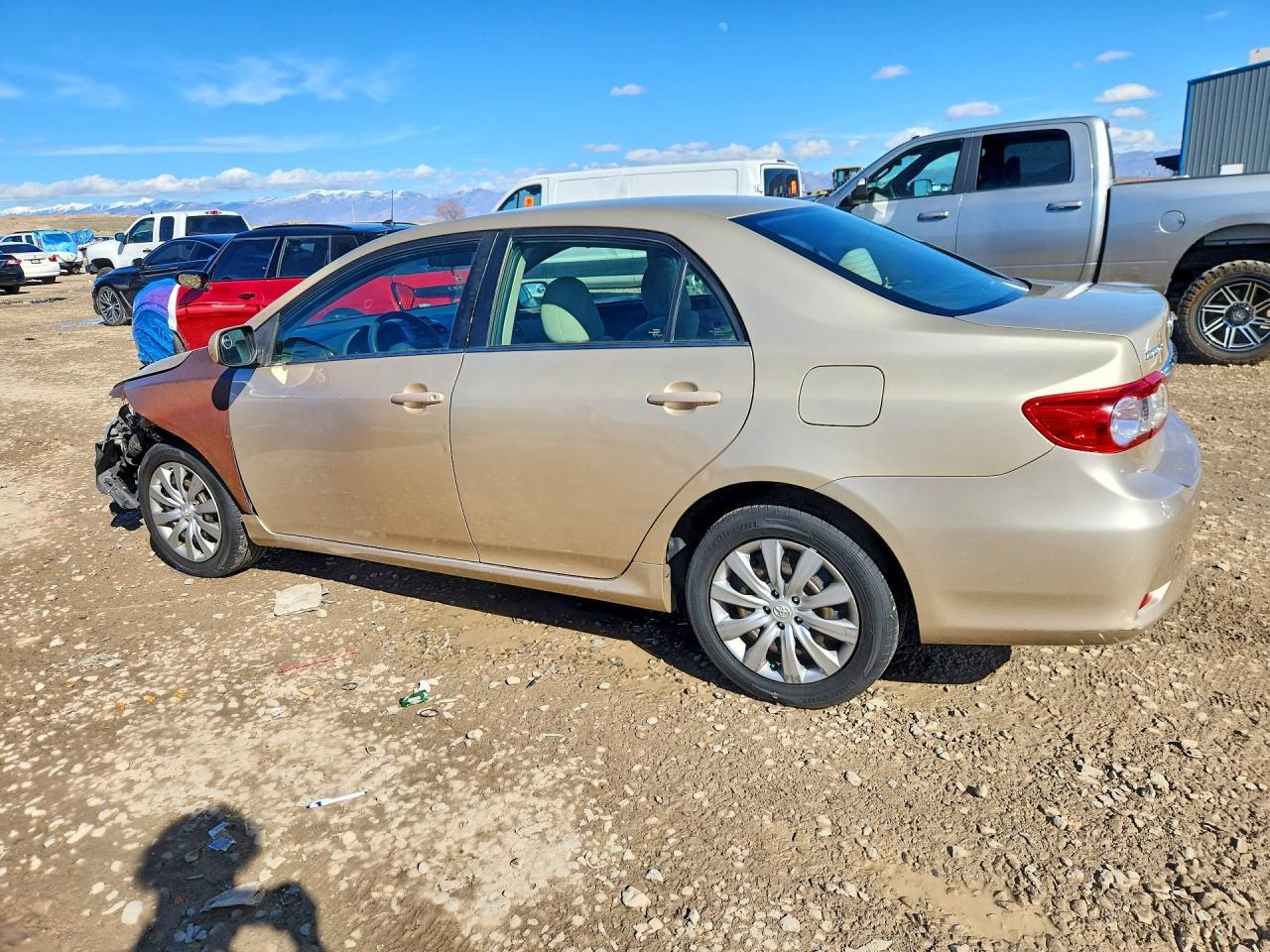 2013 TOYOTA COROLLA