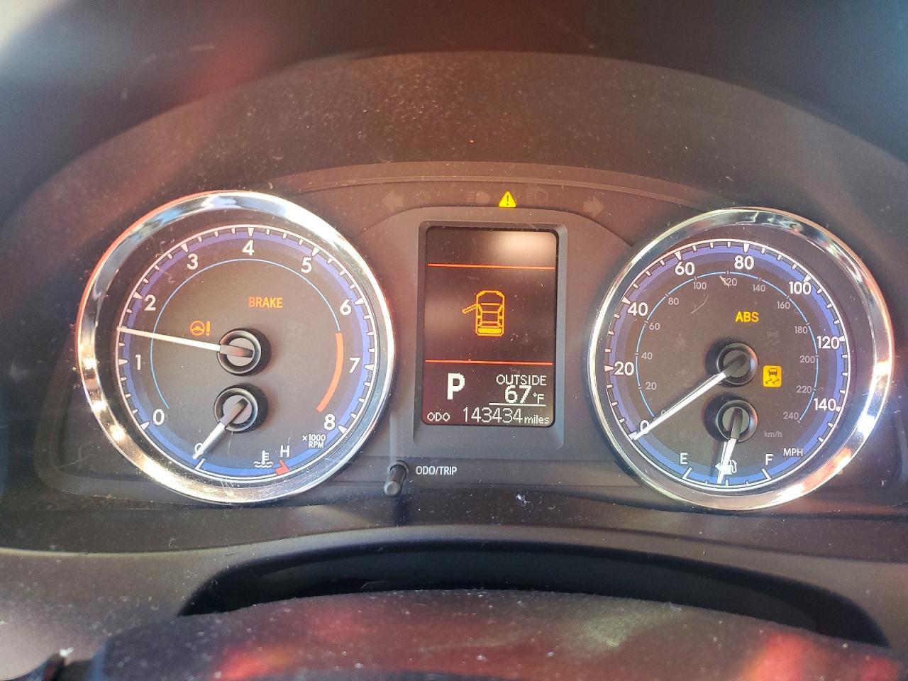 2018 TOYOTA COROLLA