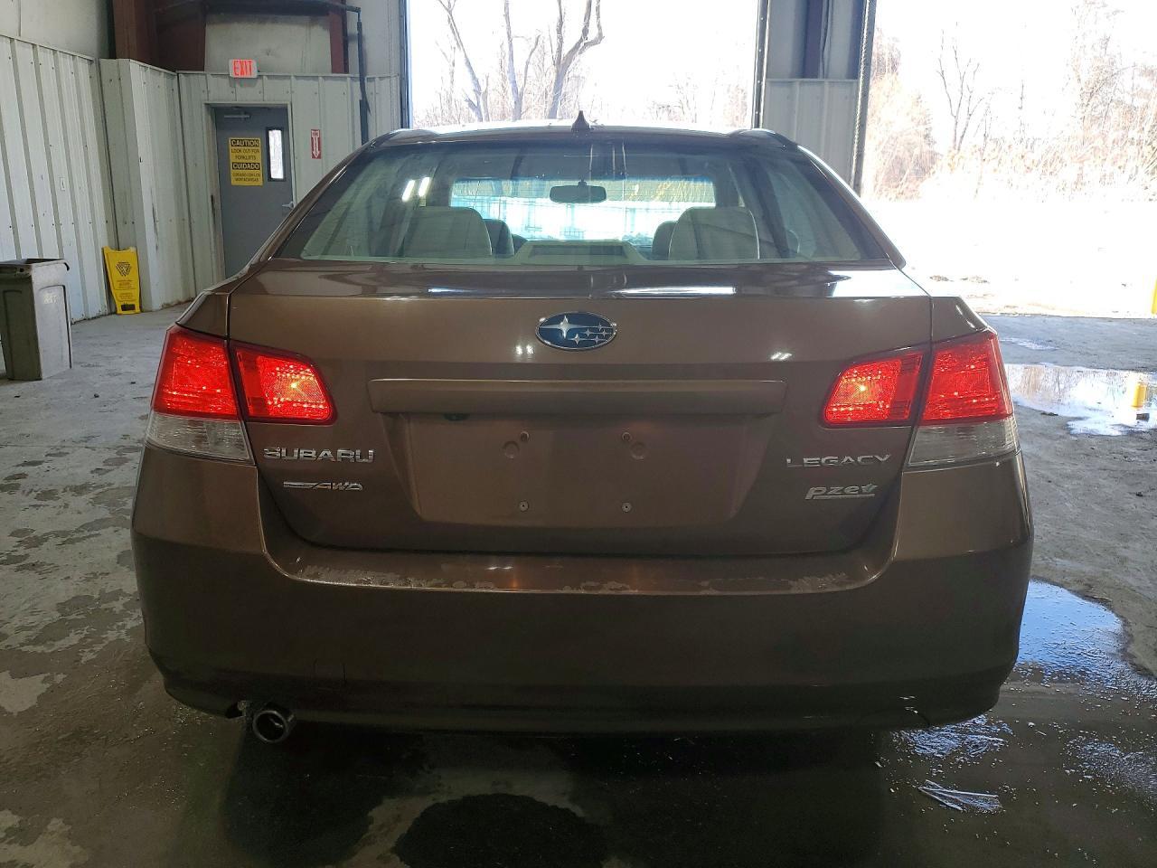 2013 SUBARU Legacy