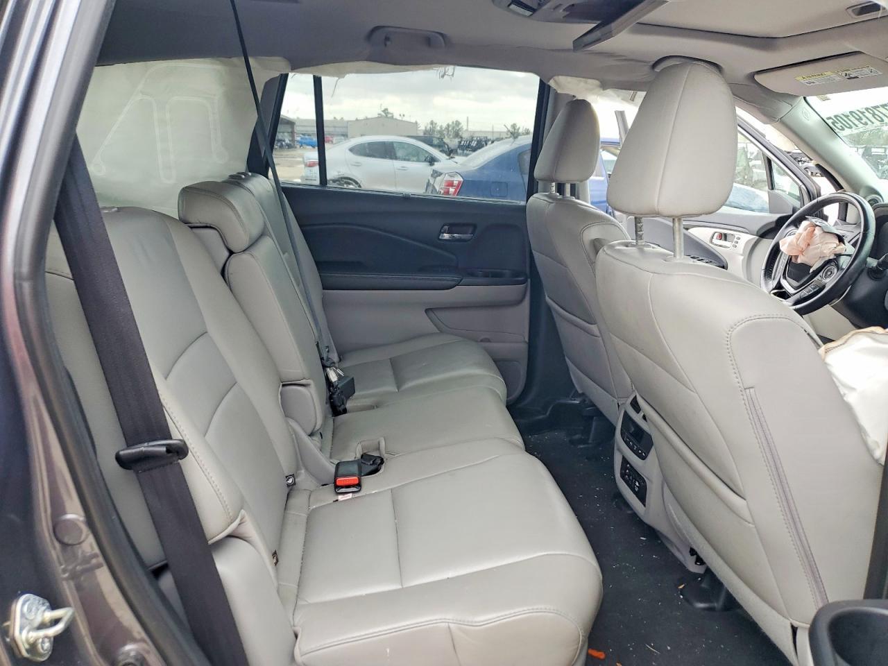 2016 HONDA PILOT