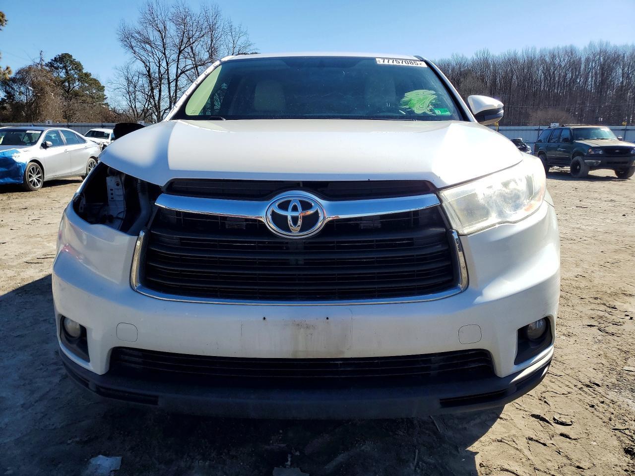 2014 TOYOTA HIGHLANDER