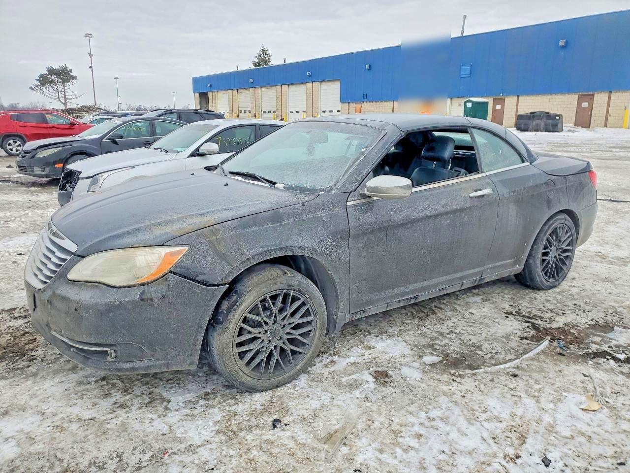 2011 CHRYSLER 200