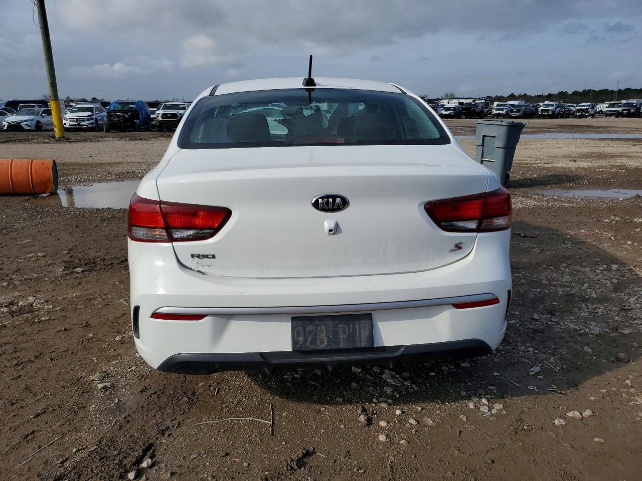 2021 KIA RIO