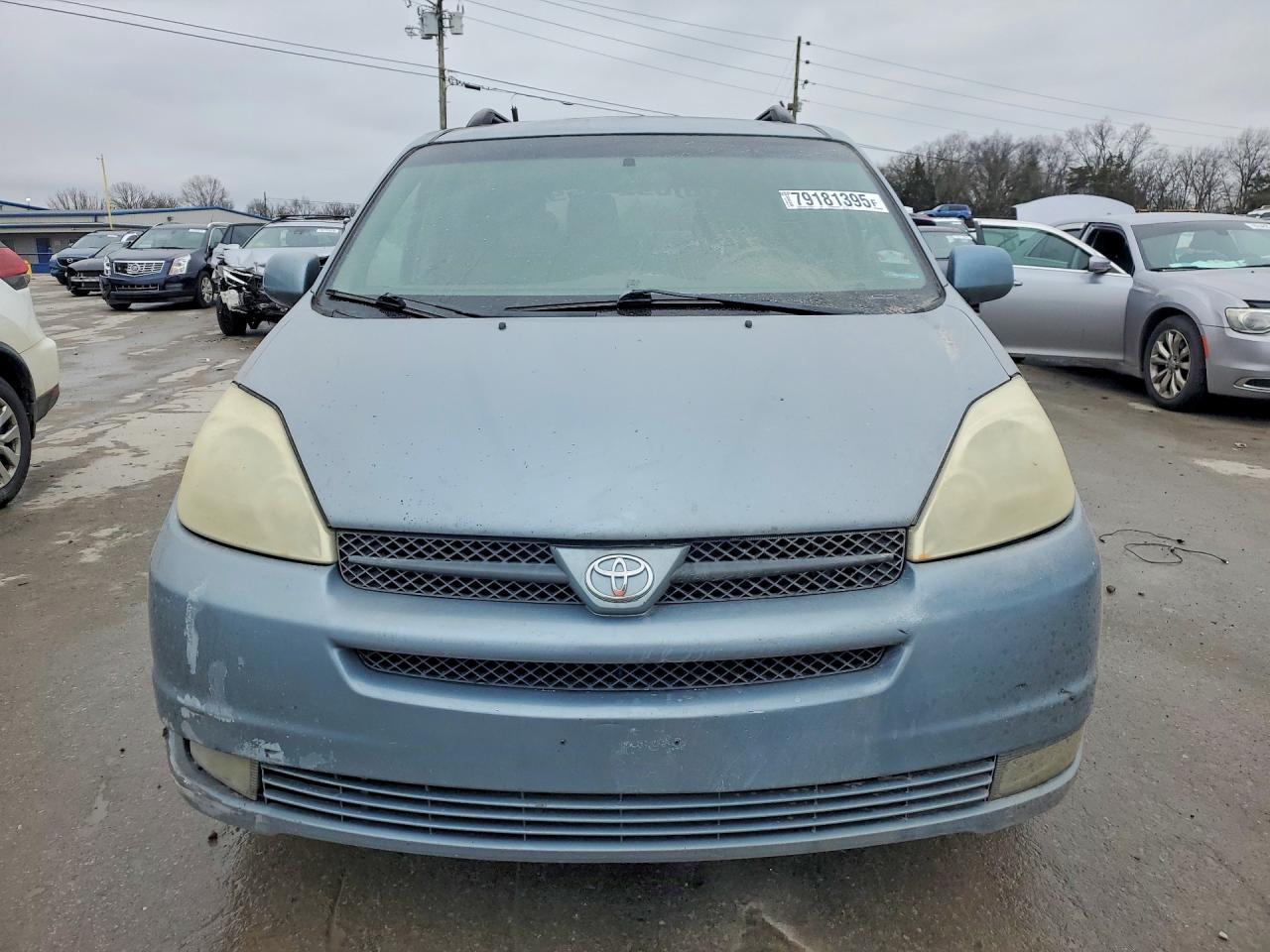 2004 TOYOTA SIENNA