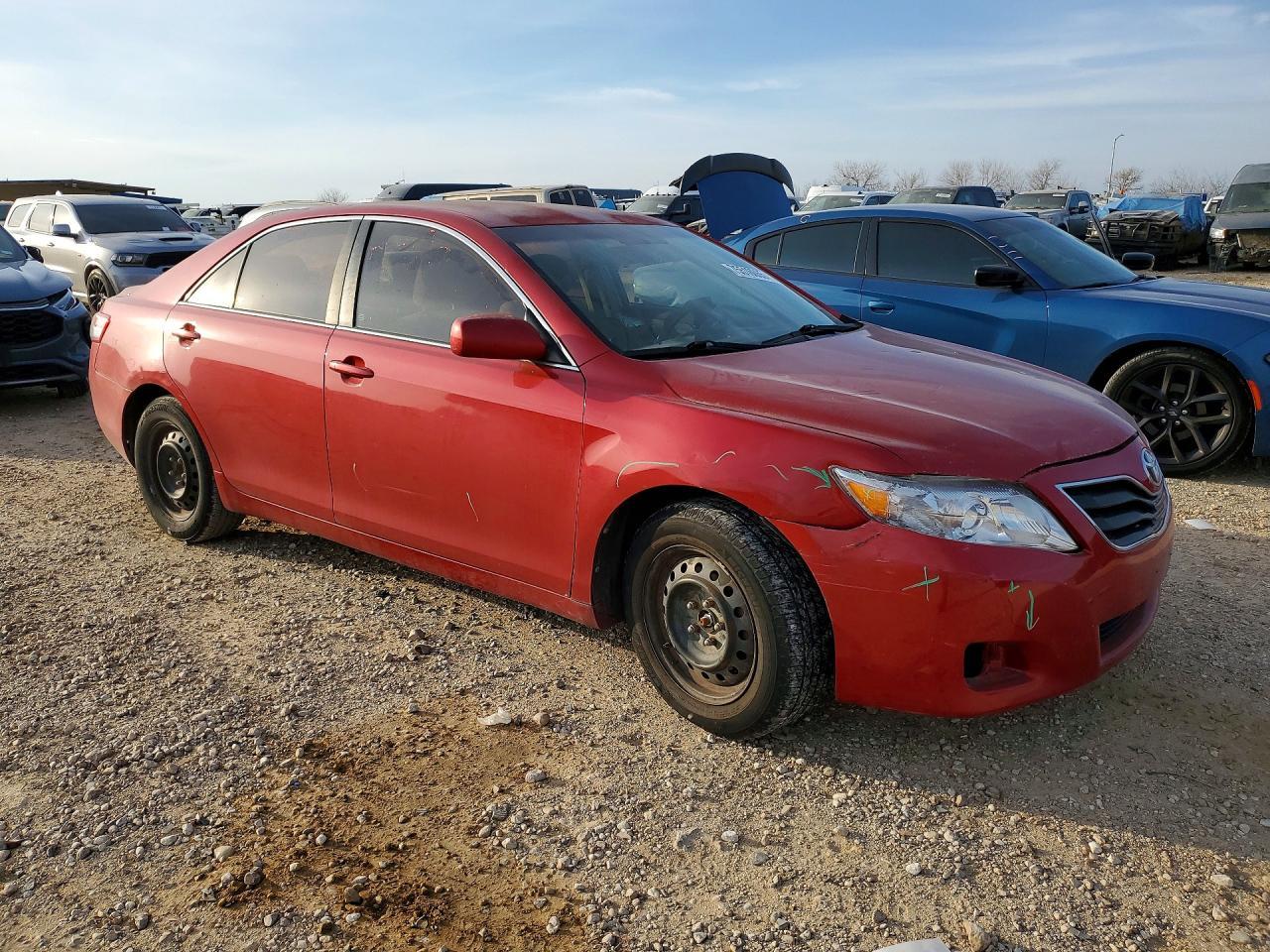 2011 TOYOTA CAMRY