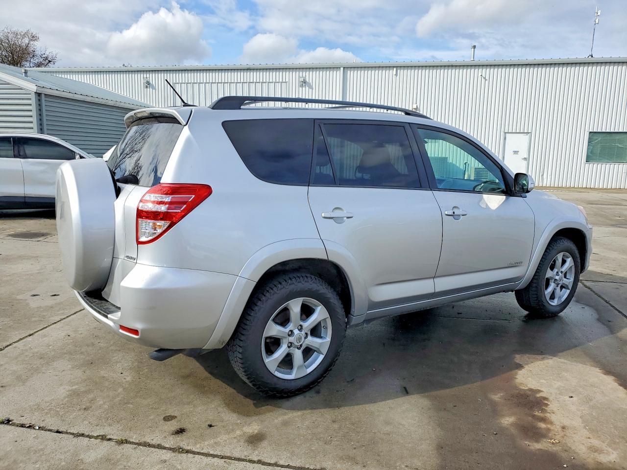 2012 TOYOTA RAV4