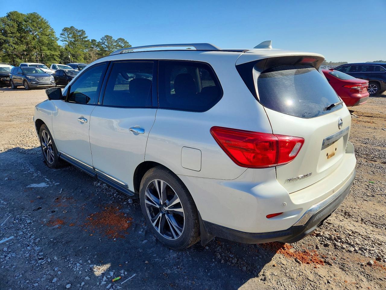 2019 NISSAN PATHFINDER