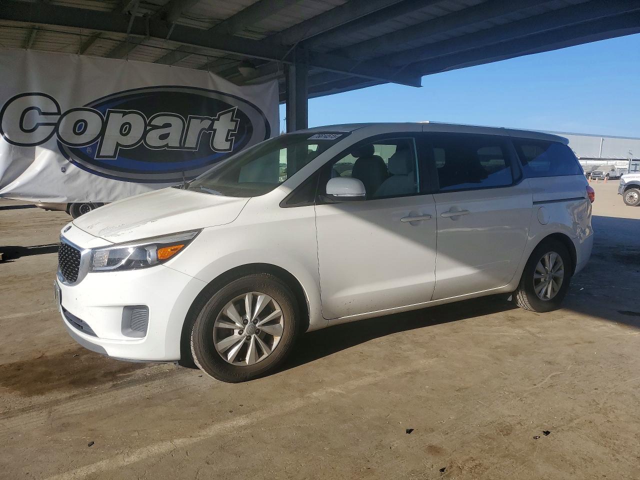 2017 KIA SEDONA