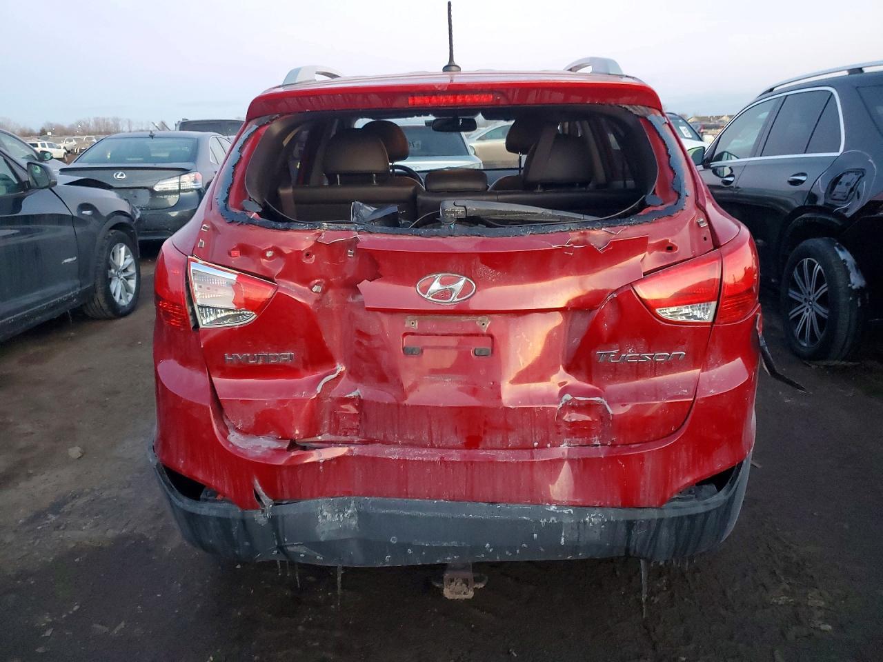 2011 HYUNDAI TUCSON