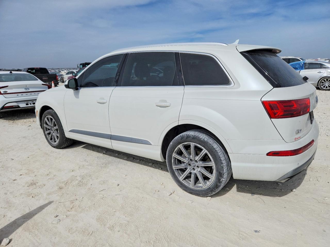 2017 AUDI Q7