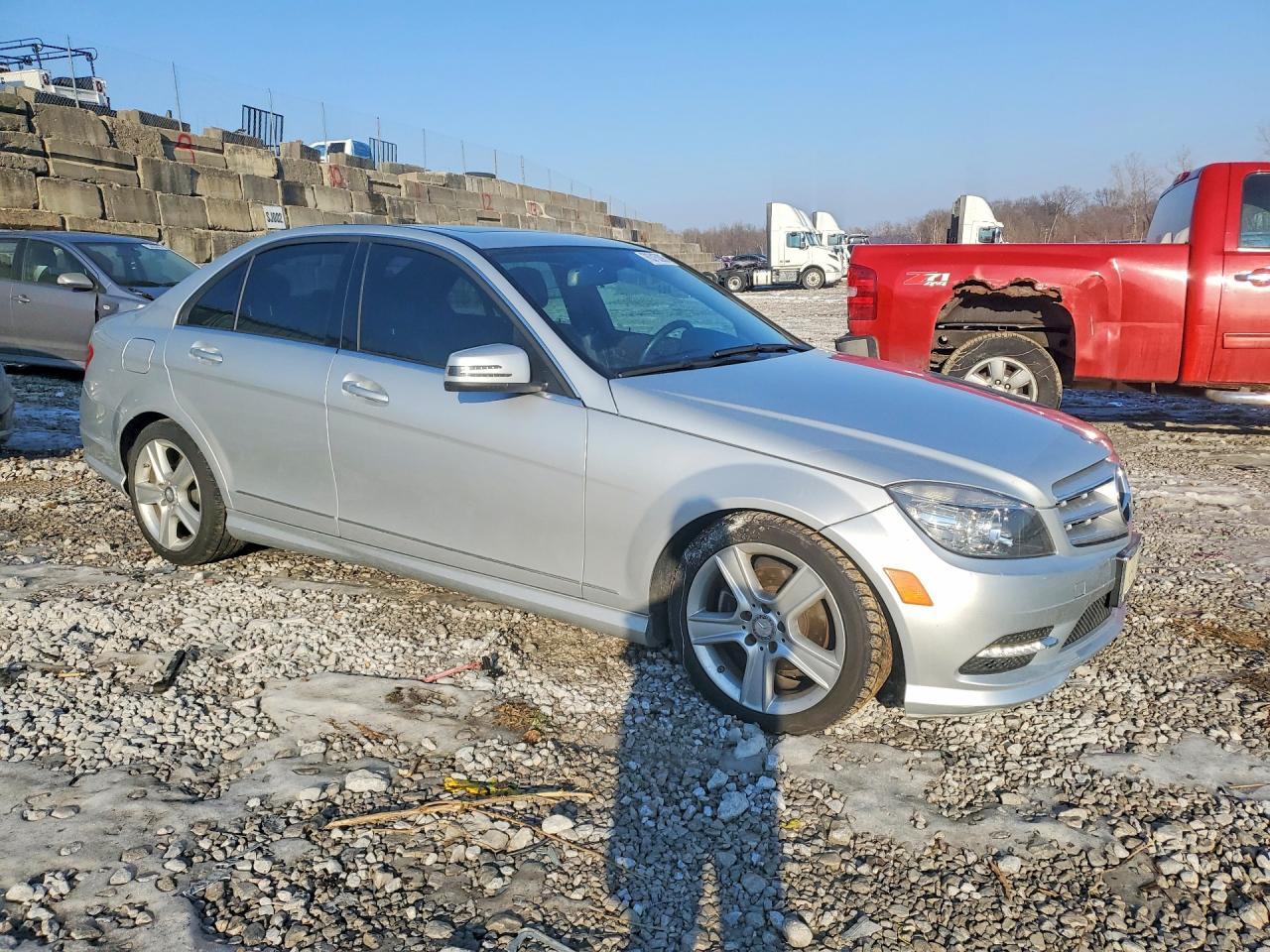 2011 MERCEDES-BENZ C-CLASS