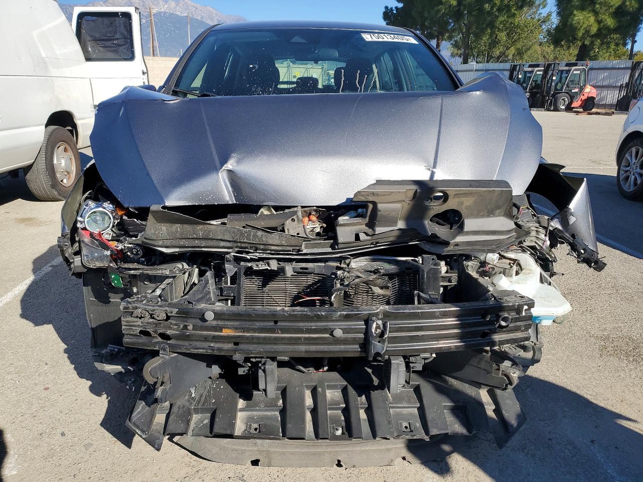2021 NISSAN LEAF