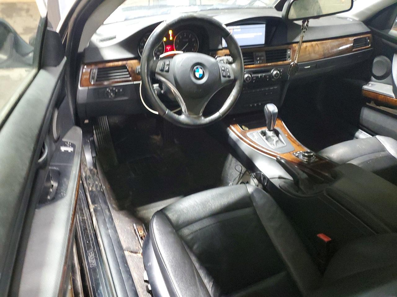 2011 BMW 3 SERIES