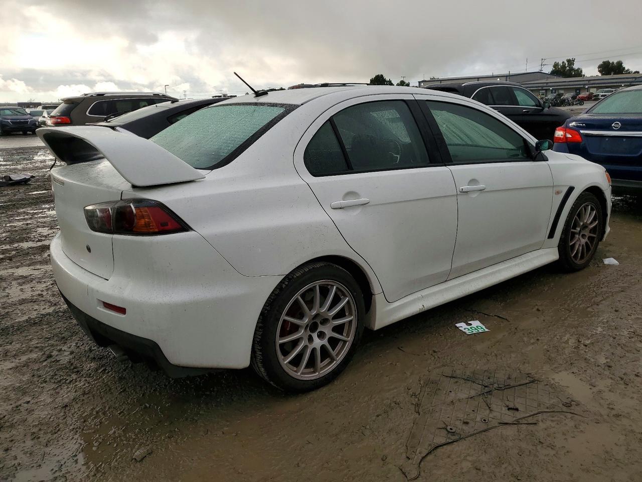 2011 MITSUBISHI Lancer Evolution