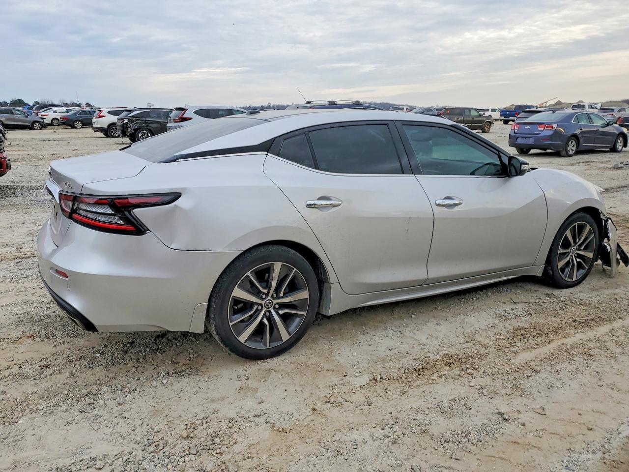 2020 NISSAN Maxima